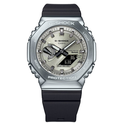CASIO G-SHOCK GBM-2100A-8BER originale – vista frontale dettagli cassa (Bluetooth, Tough Solar, 200m, Carbon Core Guard)
