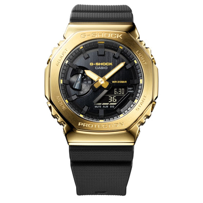 CASIO G-SHOCK GM-2100G-1A9ER originale – vista frontale dettagli cassa (Shock Resist, 200m, cassa metal, analogico-digitale)