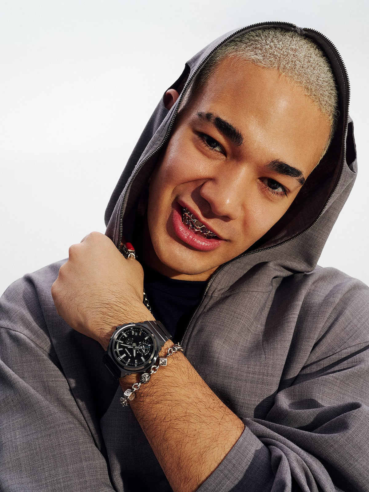 CASIO G-SHOCK G-STEEL GST-B1000BD-1AER originale – vista al polso orologio in acciaio nero ion-plated