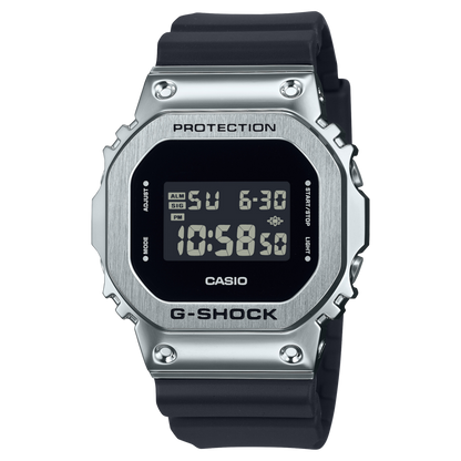 CASIO G-SHOCK GM-5600U-1ER originale – vista frontale orologio uomo (resistente 200m, antiurto, design sportivo)