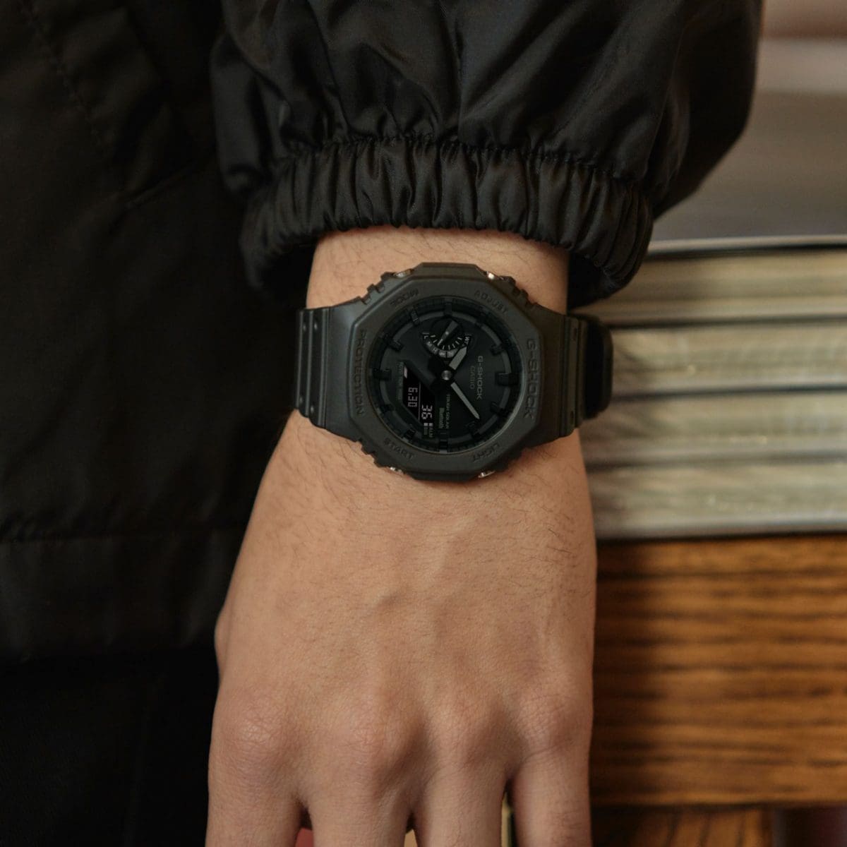 CASIO G-SHOCK GA-B2100-1A1ER originale – lifestyle indossato (Tough Solar, Bluetooth, 200m)